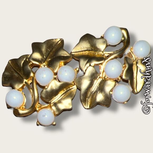 Vintage Gold-Tone Leaf and White Accented Stud Earrings - Picture 5 of 11